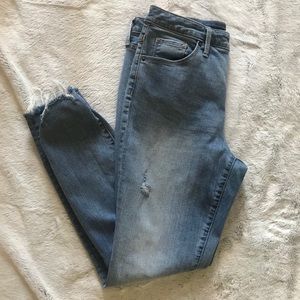 Universal Thread Jeans